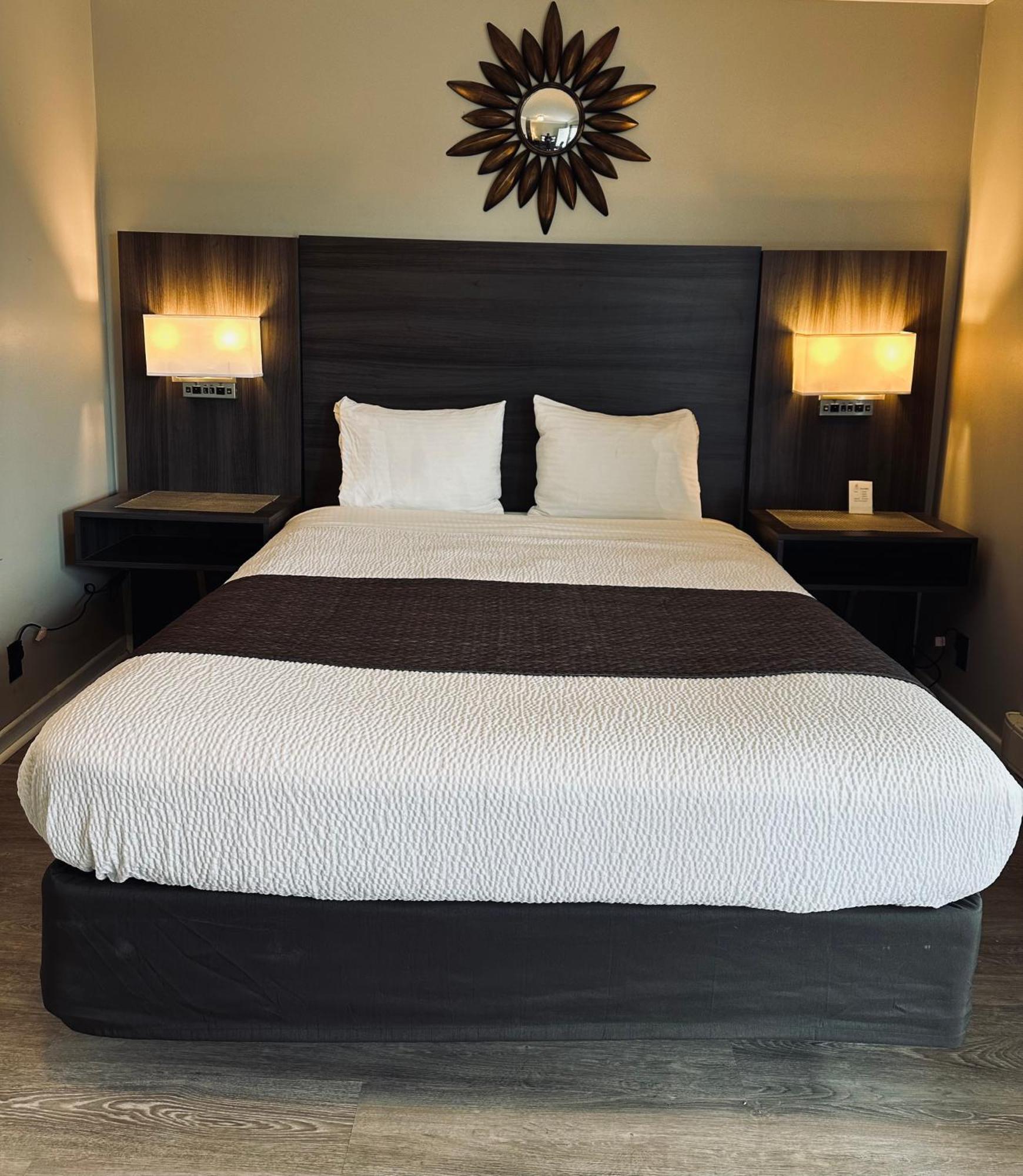 Lakeview Motel & Cottage Кинкардин Екстериор снимка