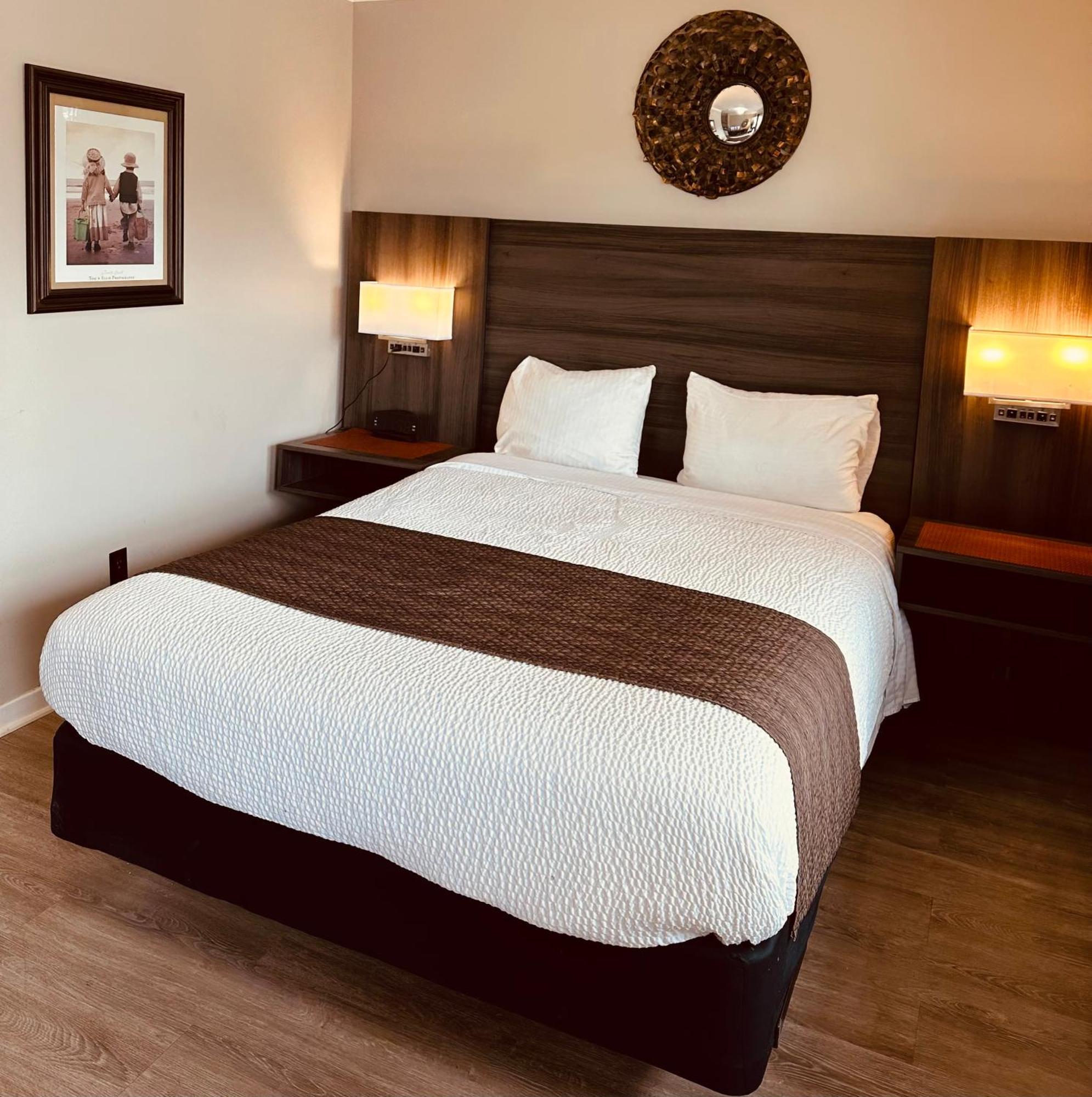 Lakeview Motel & Cottage Кинкардин Екстериор снимка
