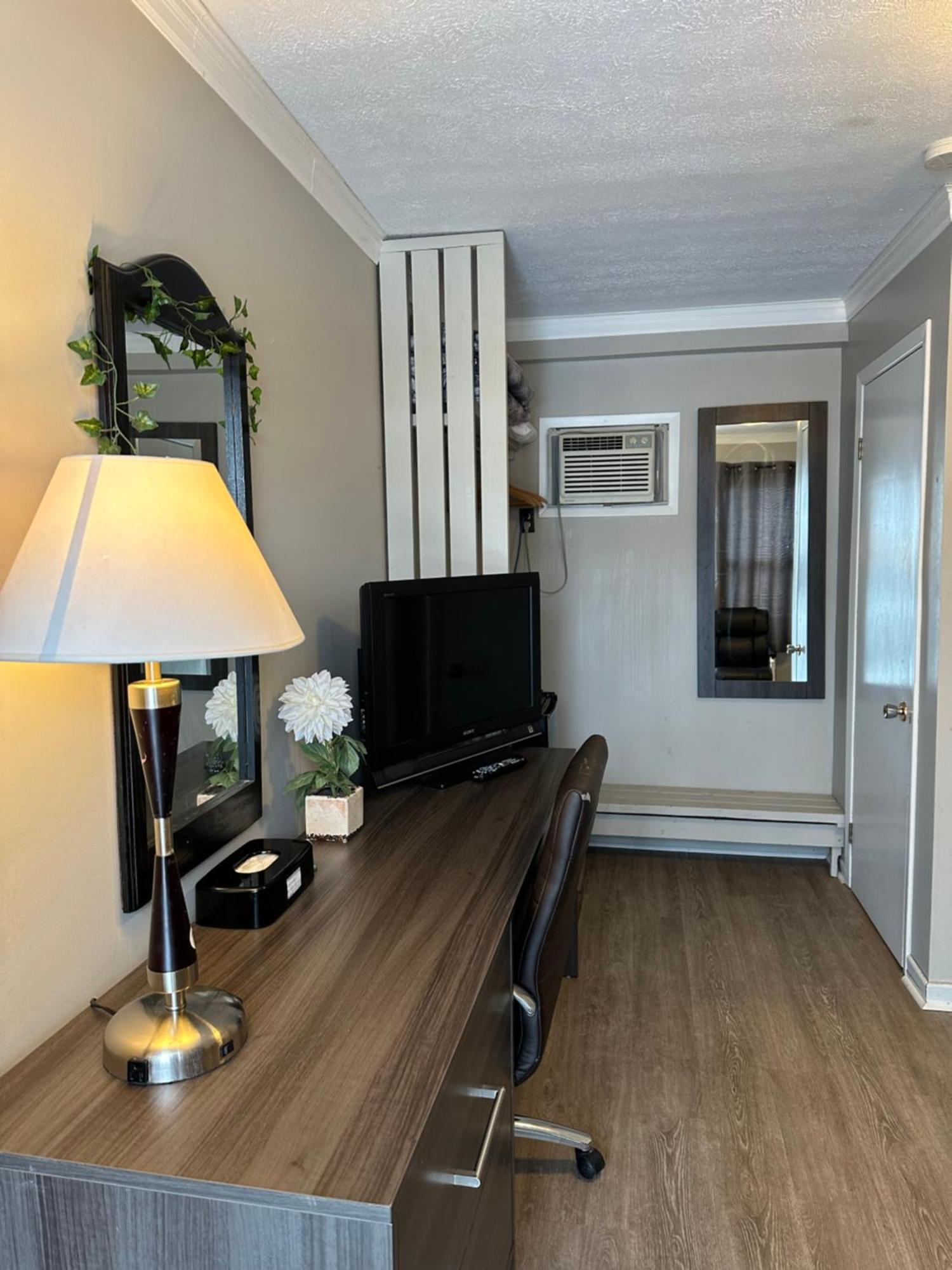 Lakeview Motel & Cottage Кинкардин Екстериор снимка